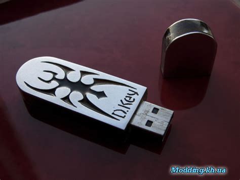 Моддинг флешки Corsair Voyager 2 Gb