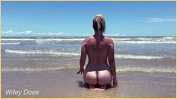 Wifey Goes Nude At Public Beach XVIDEOS