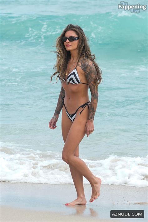 Sophia Thomalla Sexy Shows Off Her Sensual Body Wearing A Hot Bikini At The Beach In Miami AZNude