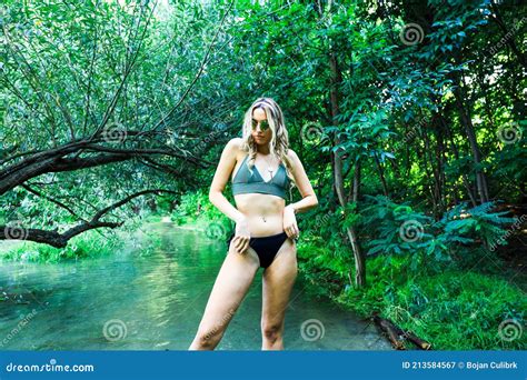 Beautiful Blonde Girl Posing In The Wild Style Beauty Fashion Concept Stock Image Image Of