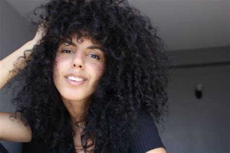 What It's Like Wearing Natural Hair as an Arab American Woman | NaturallyCurly.com