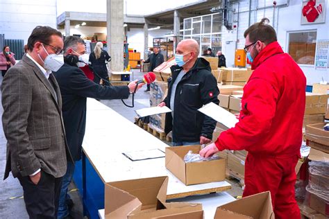 Jbh Jubiläum Zehn Jahre Sauberzauber Kommissionierung