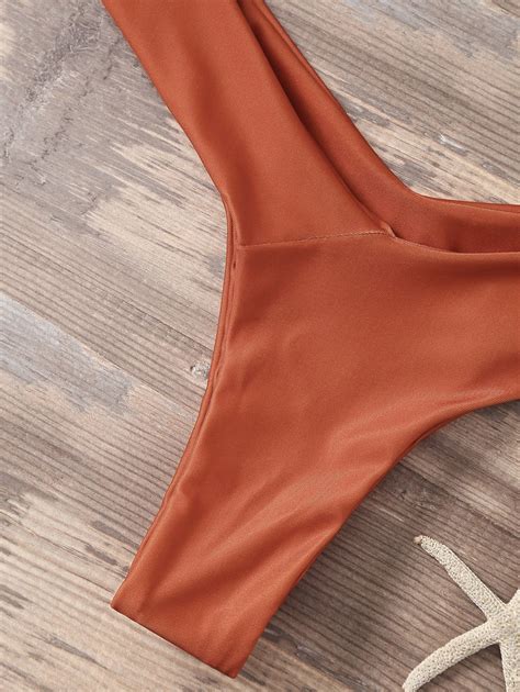 Cómo incorporar un bikini a un look Hasta el último detalle conmigo