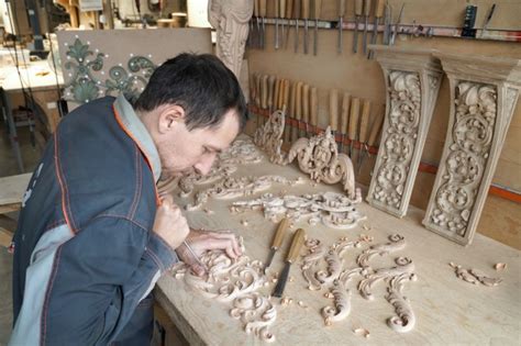 Новости компании Ставрос: резной декор из массива и МДФ