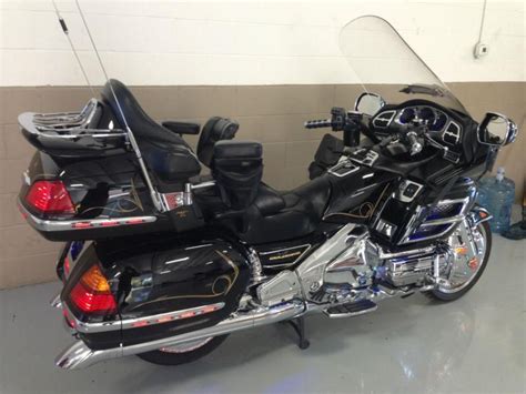 2002 Honda Gl1800 Goldwing Loaded With Lights For Sale On 2040 Motos