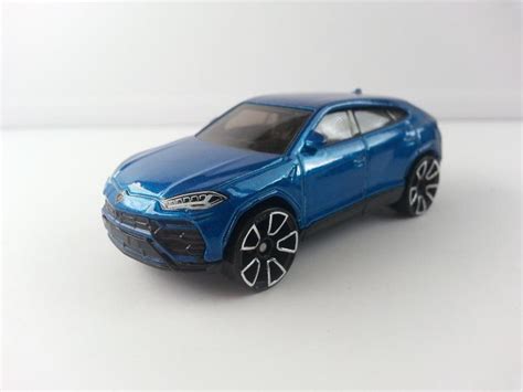 Hot Wheels Lamborghini Urus Pozri Al Ie Fotky Aukro