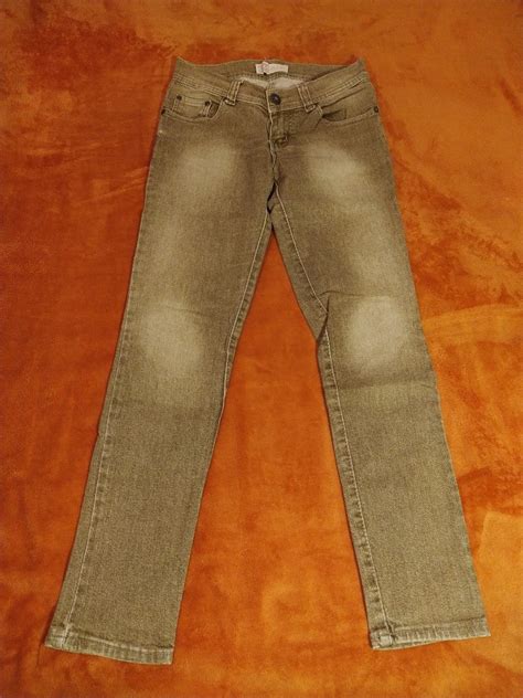 Logo Celana Jeans On Carousell