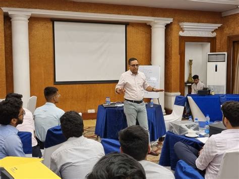 dlf limited  linkedin dlf newjoinee newbeginnings onboarding