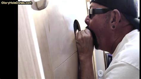 Ir Gloryhole Dilf Sucking Black Cock In Amateur Closeup