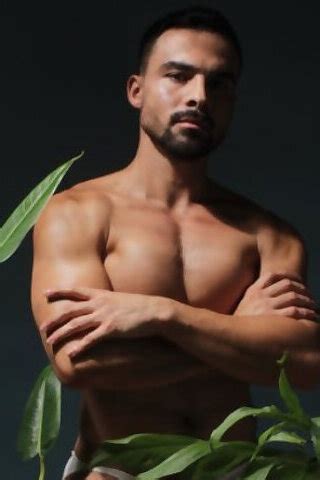 Vic Dreams Gay Pornstar BoyFriendTV