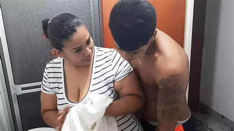 Brushing Her Teeth With My Cock Amateur Porn Feat Victor Y Brandy Xhamster