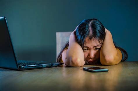 Mengenal Istilah Revenge Porn Kasus Yang Marak Di Media Sosial