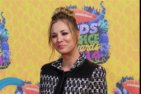 Kaley Cuoco Unveils Pixie Cut
