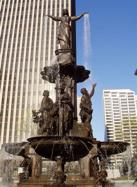 Cincinnati Distilling's New Bourbon Uses Water from Landmark Fountain ...