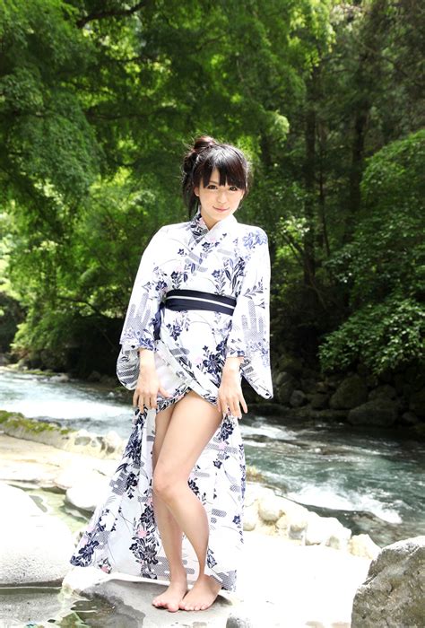 JapaneseBeauties Riri Kuribayashi jav model Free JavIdol nude picture gallery 栗林里莉 AV女優ギャラリー