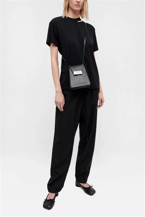 Футболка MM6 Maison Margiela t-shirt black 9050241054 - купить в Москве ...