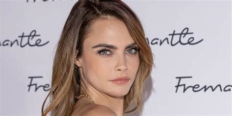 Cara Delevingne Looks Unrecognisable With Dark Brunette Neo Noir