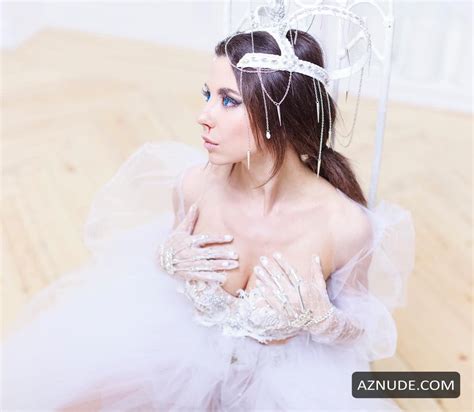 Anna Pletneva Nude And Sexy Photo Collection AZNude