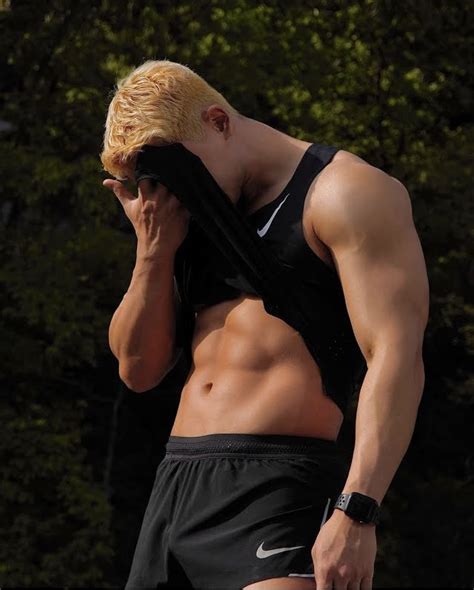 Nam Idol Khoe Body M I L C L Ng T M T Kh N Gi L N N Y Ph N C M Nh I M V Nude