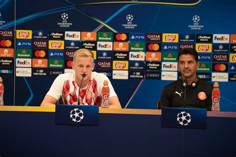 Roda De Premsa De Michel I Van De Beek Pr Via Al Feyenoord Girona Fc