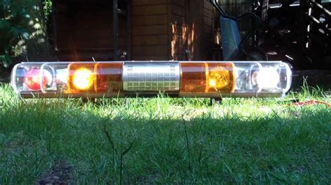 Federal Signal Aerodynic Model 24RVF-Z NYPD lightbar HD - YouTube