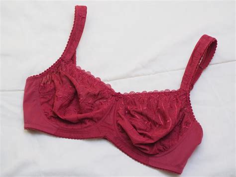 Trucs et astuces pour choisir sa lingerie adaptée L association des Nanas