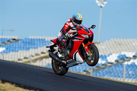 Honda Cbr1000rr Fireblade Sp 2017 2019 Review