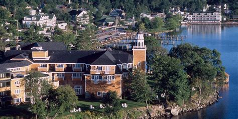 Lake Winnipesaukee Hotels | Getaways at Mill Falls at the Lake