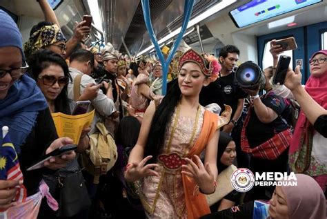 Keretapi Sarong 2023 Pikat Lebih 10 000 Rakyat Berbilang Kaum