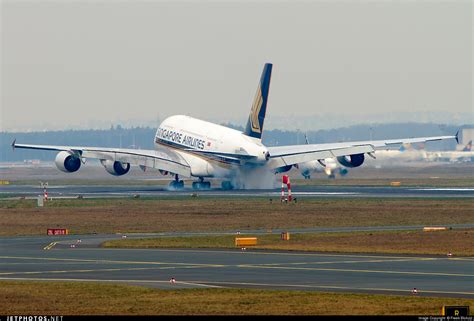 V Skm Airbus A Singapore Airlines Freek Blokzijl Jetphotos