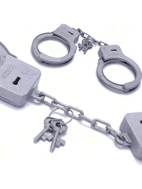 Holiday In Handcuffs Cast 7
