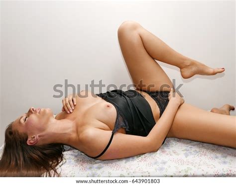 Nude Model Posing Sexy Photo Shoot Stock Photo Shutterstock