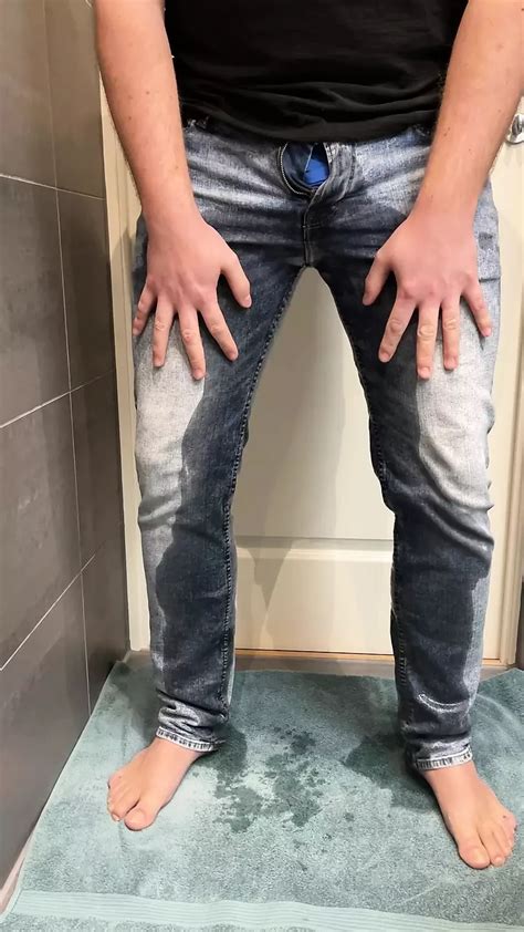 Free Pee In Pants Gay Porn Videos XHamster