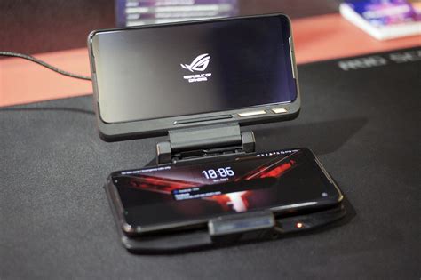 サイズ 送料無料ASUS TwinView Dock II ROG Phone II専用 ZS660KL TWINVIEWミスターポス