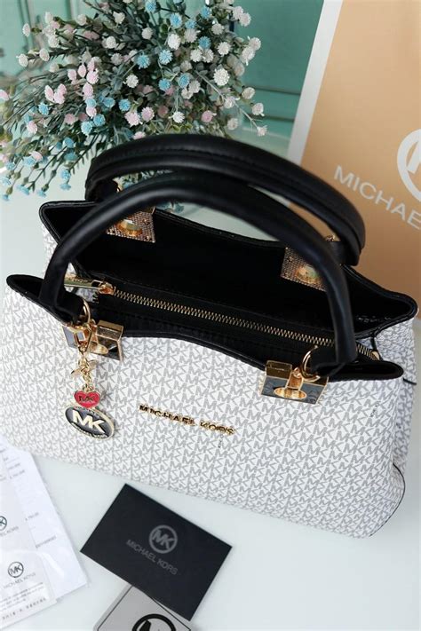 Сумка женская Michael Kors Майкл Корс белая на 3 отделения (ID ...