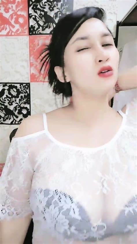 MARLBOROQUEENSEX FERA LINGERIE PUTIH