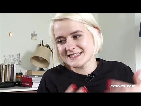 Luisa Has A Drenching Squirting Orgasm Ersties XVIDEOS