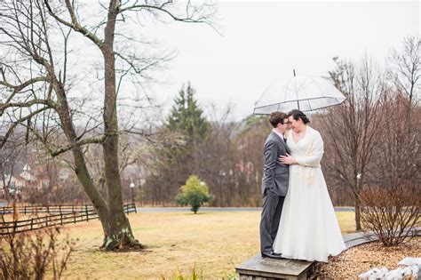Rainy Day Wedding At Fairfax Hall In Waynesboro Virginia Hunter And