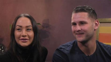 Paradise Sarah og Casper afslører Vi har haft sex BT Film TV og Streaming bt dk