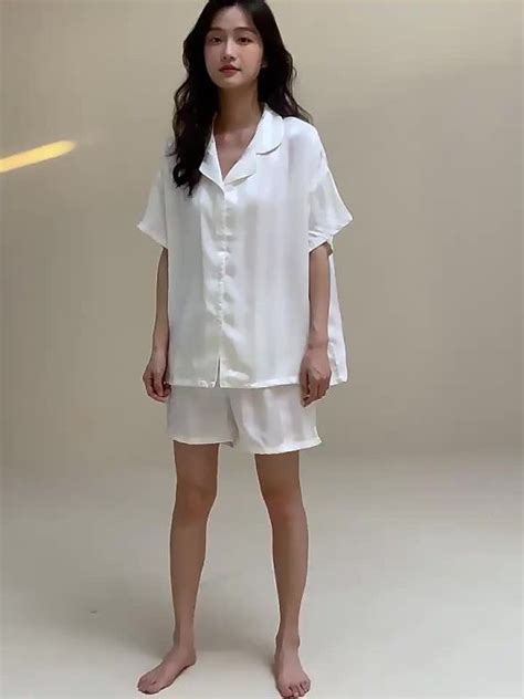 HOT ชดนอนแขนสนฤดรอนสำหรบผหญงผาไอซซลซแบบบางสำหรบนกเรยน