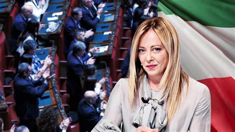 Vicenza 16enni Raccattapalle Mezze Nude A Bordo Campo Scoppia La Polemica