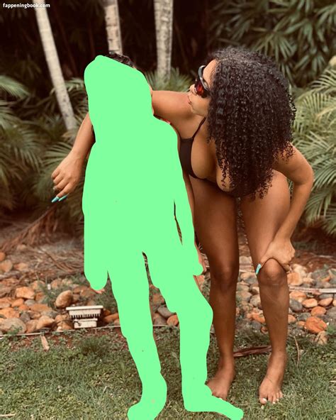 Vitoria Oliveira Vitoriaoliveeira Nude OnlyFans Leaks Fappening FappeningBook