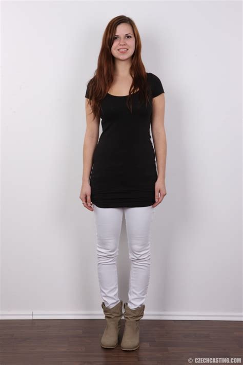 Beautiful Brunette Girl Poses Nude Porn Pictures Xxx Photos Sex Images Pictoa