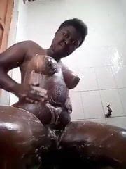 Nega Tomando Banho E Nos Convidando Free Porn Ee XHamster XHamster