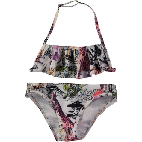 9 Hot Sexy Ari Safarii Bikini Pics