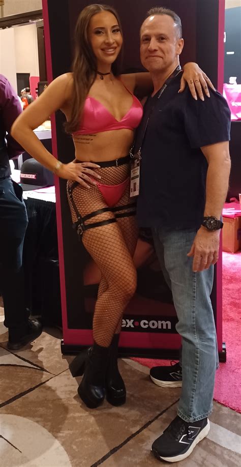 AVN Show Las Vegas Pictures Porn Fan Community Forum