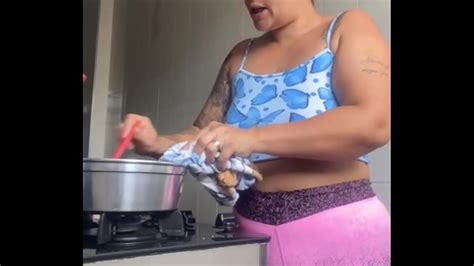 Estou louca pra dar minha buceta até inchou XVIDEOS