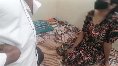 Priya Bhabhi Tempts Electrician While He Repairing Ac Got Pussy Plow With Hindi Audio