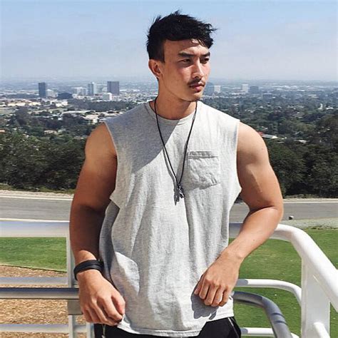 Kh Ng Nh N Ra Hot Boy Chan Than San Sau Nhi U N M Bi N M T