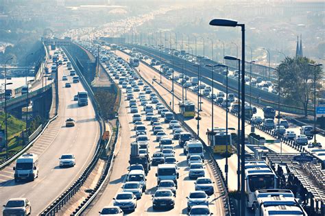 Recommended insurance for electric and plug-in hybrid cars in 2025: a